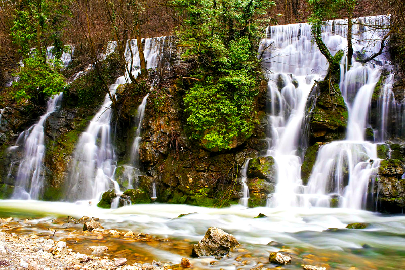 http://www.serbia.com/wp-content/uploads/2016/05/Djetinja-river-1.jpg